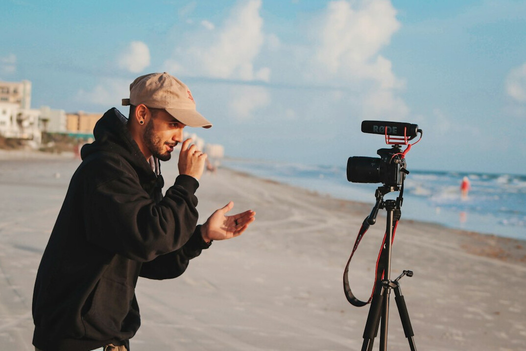 outdoor filming with phone